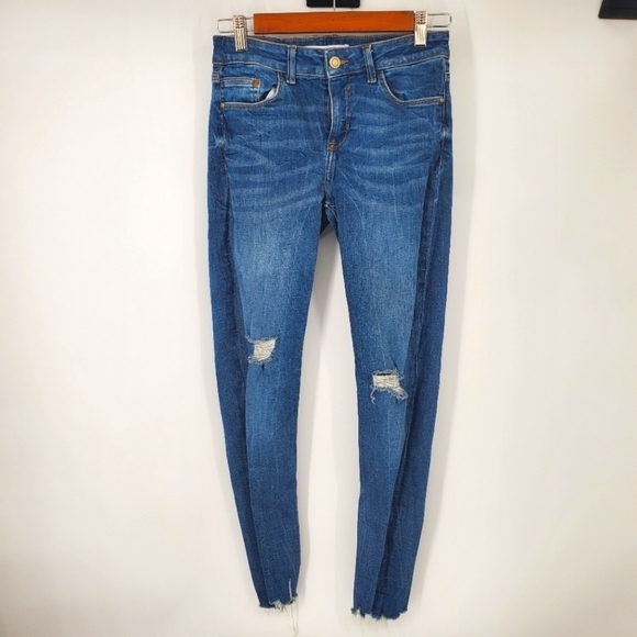 Zara Pants Womens 4 Distressed Jeans Ankle Low Rise Stretch - Picture 1 of 11